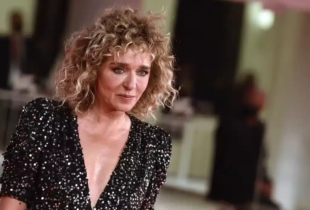 Valeria Golino, la ninfa del cinema italiano che ha conquistato Hollywood compie oggi sessant'anni: il nostro omaggio ad un'icona senza tempo
