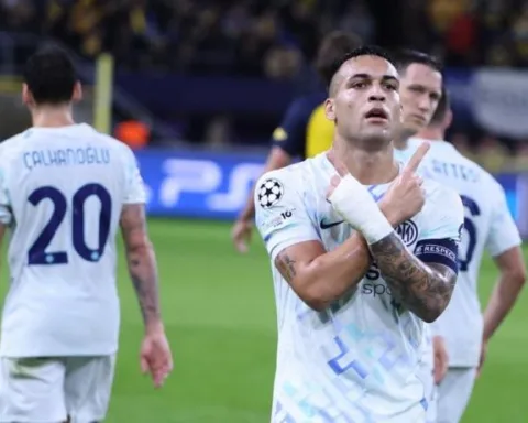 Champions League, sorride l'Inter di Chivu, Mazzata per il Napoli di Conte