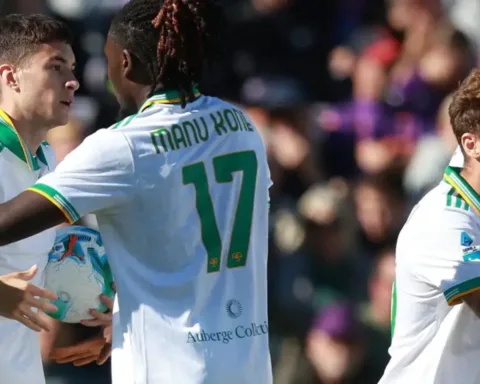 La 6ª giornata di Serie A 2025-2026 si è conclusa con sorprese, conferme e un nuovo assetto in vetta alla classifica, con Napoli e Roma a quota 15 punti in vetta, mentre Juventus e Milan restano incollate al treno scudetto