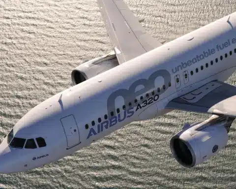 Airbus ferma 6.000 A320: allarme radiazioni solari