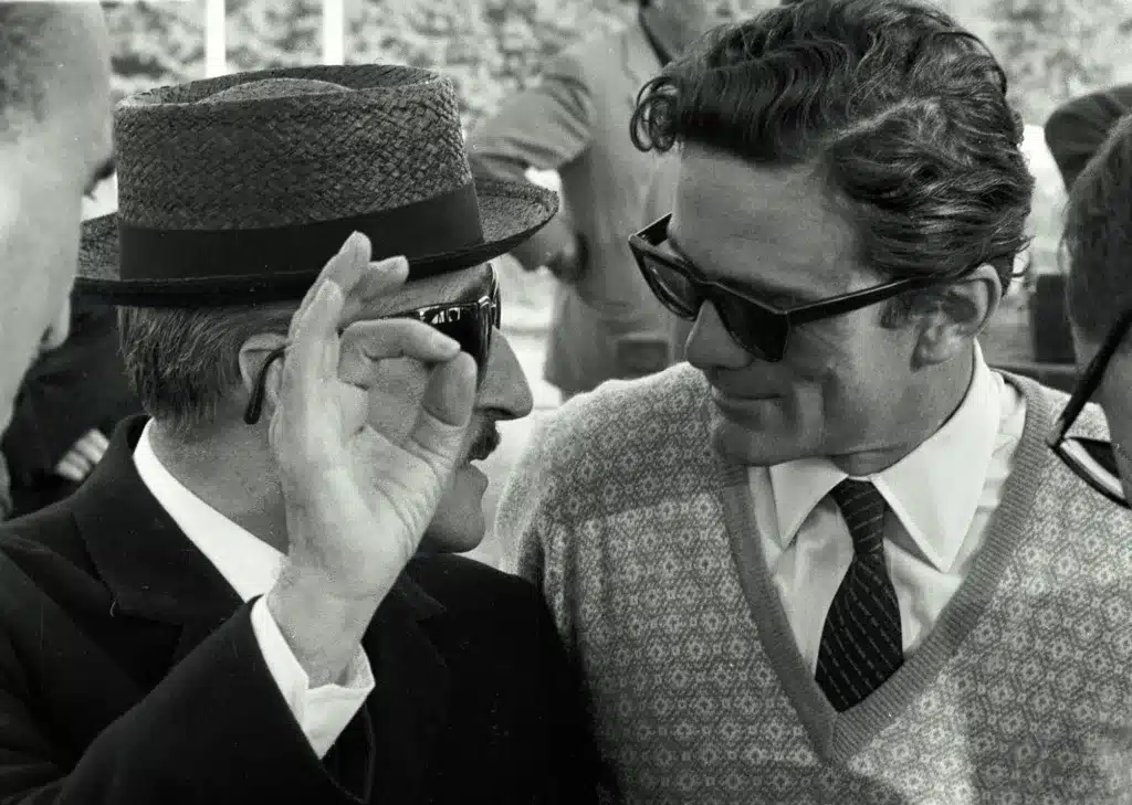 In questo anniversario speciale, MondoUomo.it rende omaggio a Pierpaolo Pasolini, eroe della libertà espressiva e icona immortale di una cultura fatta di passione, dolore e impegno