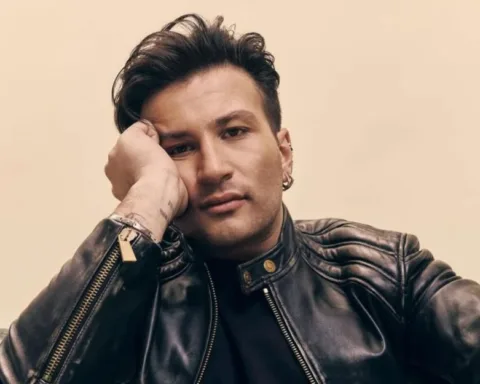 Eddie Brock è un cantautore italiano nato nel 1997 a Roma, al secolo Edoardo Iaschi.