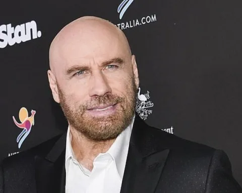 Oggi, 18 febbraio 2026, John Travolta, l'attore di Grease e Pulp Fiction, compie un altro giro intorno al sole