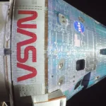 Orion di Artemis II, il rientro spettacolare sulla Terra: come un razzo di 40.000 km/h diventa un paracadute nell’oceano