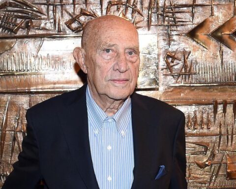 Arnaldo Pomodoro