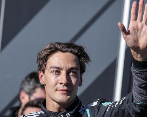 Russell vince il Gran Premio di F1 in Austria, sul podio Verstappen ed Antonelli, in ombra le Ferrari.