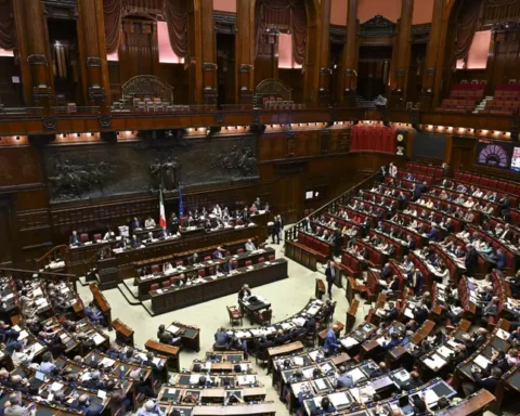 Camera approva la nuova legge elettorale: via libera con 217 sì, ora il testo passa al Senato