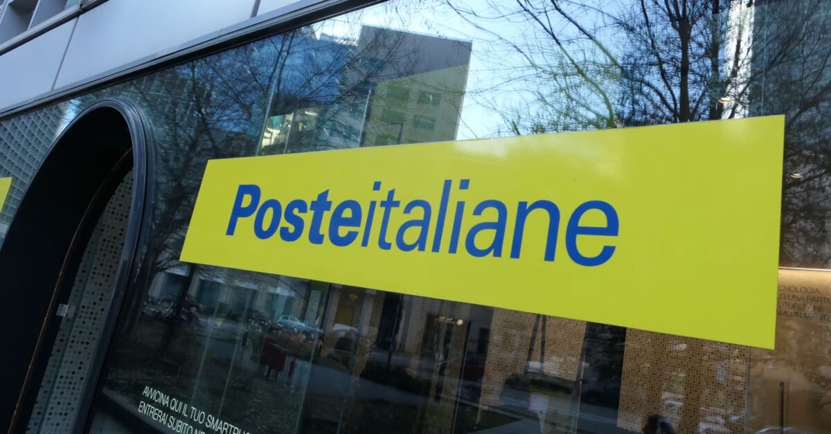 offerta pubblica di acquisto e scambio con cui Poste Italiane punta al controllo di TIM.