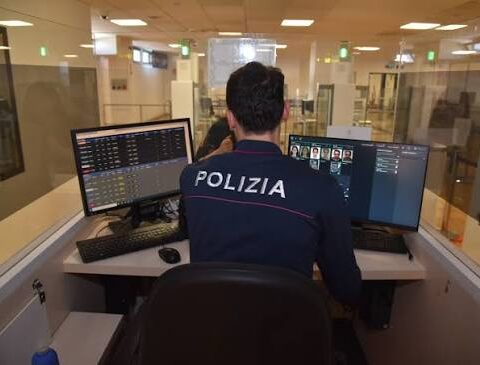 Dall’8 agosto al 7 settembre 2026 la Spagna reintroduce controlli temporanei nei porti e negli aeroporti sui passeggeri provenienti dall’Italia.